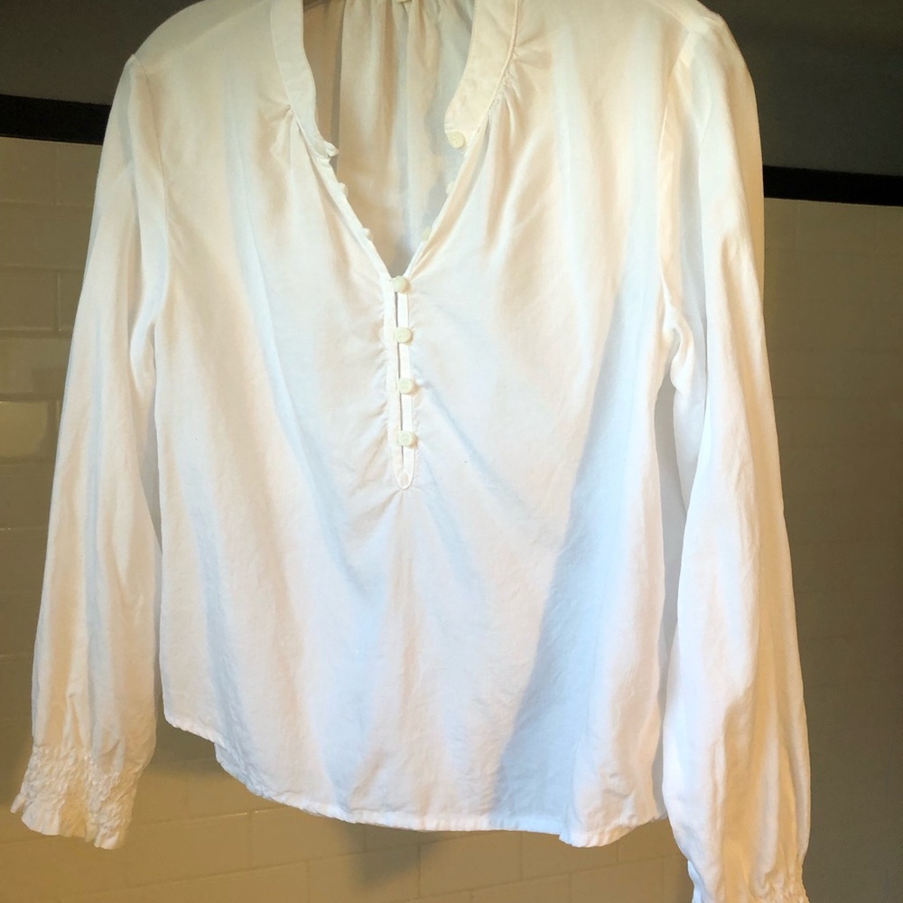 Anthropology white cotton shirt by Cloth & Stone size sm.
